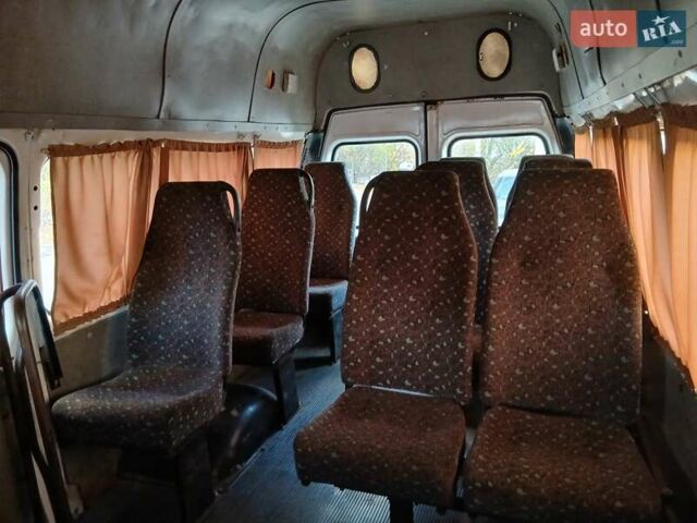 Білий ГАЗ 32213 Газель, об'ємом двигуна 2.46 л та пробігом 18 тис. км за 3000 $, фото 14 на Automoto.ua