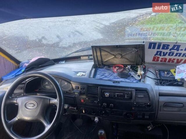 ГАЗ 32213 Газель, объемом двигателя 2.5 л и пробегом 500 тыс. км за 6000 $, фото 2 на Automoto.ua