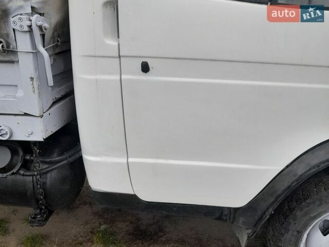 Белый ГАЗ 3302 ГАЗель, объемом двигателя 2.45 л и пробегом 85 тыс. км за 2500 $, фото 4 на Automoto.ua