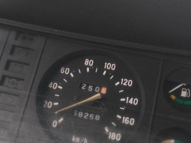 Белый ГАЗ 3302 ГАЗель, объемом двигателя 2.3 л и пробегом 60 тыс. км за 2400 $, фото 1 на Automoto.ua