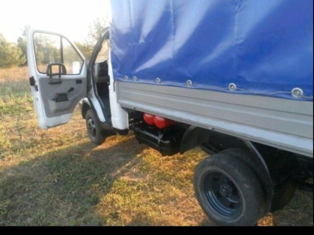 Білий ГАЗ 3302 ГАЗель, об'ємом двигуна 2.9 л та пробігом 320 тис. км за 1913 $, фото 1 на Automoto.ua