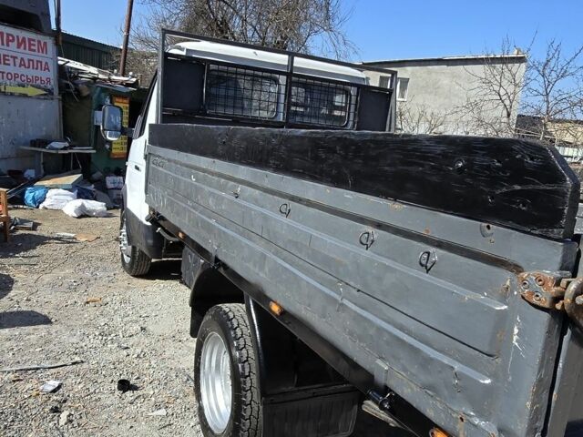 Белый ГАЗ 3302 ГАЗель, объемом двигателя 2.3 л и пробегом 345 тыс. км за 3200 $, фото 3 на Automoto.ua