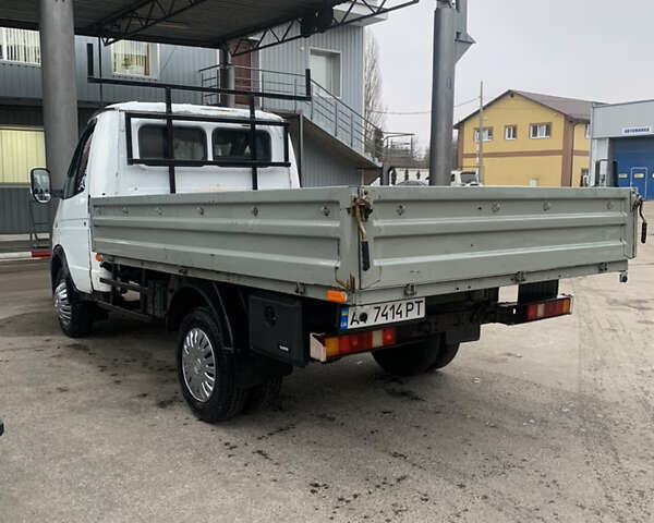 Белый ГАЗ 3302 ГАЗель, объемом двигателя 2.5 л и пробегом 300 тыс. км за 2500 $, фото 1 на Automoto.ua