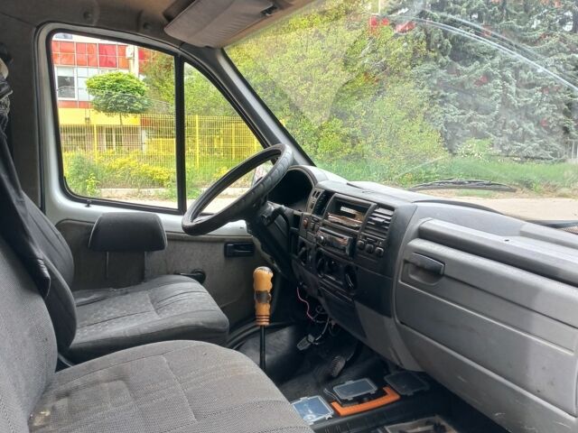 Белый ГАЗ 3302 ГАЗель, объемом двигателя 2.5 л и пробегом 288 тыс. км за 1800 $, фото 7 на Automoto.ua