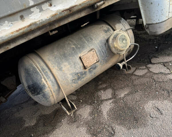 Белый ГАЗ 3302 ГАЗель, объемом двигателя 2.46 л и пробегом 100 тыс. км за 2300 $, фото 4 на Automoto.ua