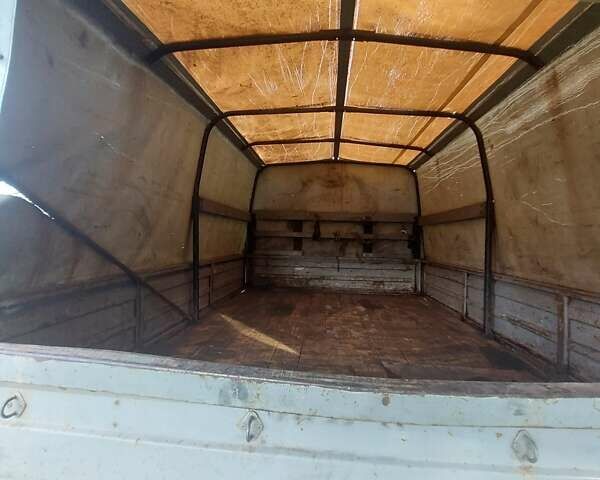 Белый ГАЗ 3302 ГАЗель, объемом двигателя 2.29 л и пробегом 121 тыс. км за 3200 $, фото 5 на Automoto.ua