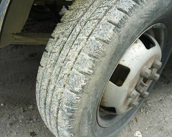 Білий ГАЗ 3302 ГАЗель, об'ємом двигуна 2.4 л та пробігом 205 тис. км за 2000 $, фото 7 на Automoto.ua