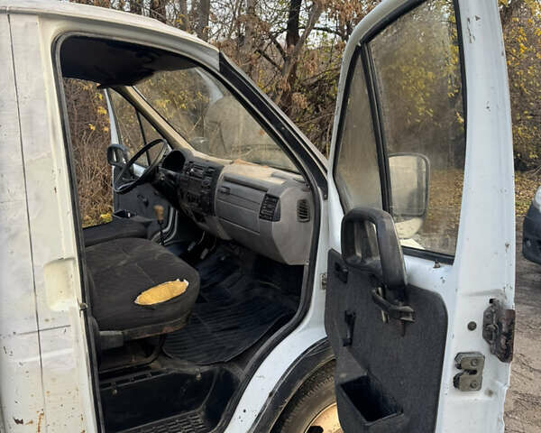 Белый ГАЗ 3302 ГАЗель, объемом двигателя 2.46 л и пробегом 100 тыс. км за 2300 $, фото 7 на Automoto.ua