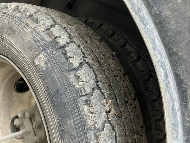 Белый ГАЗ 3302 ГАЗель, объемом двигателя 2.9 л и пробегом 100 тыс. км за 2800 $, фото 2 на Automoto.ua