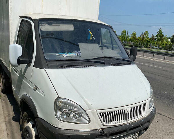 Белый ГАЗ 3302 ГАЗель, объемом двигателя 2.5 л и пробегом 130 тыс. км за 2000 $, фото 2 на Automoto.ua