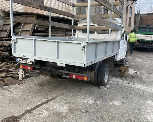 Білий ГАЗ 3302 ГАЗель, об'ємом двигуна 2.45 л та пробігом 236 тис. км за 4000 $, фото 3 на Automoto.ua