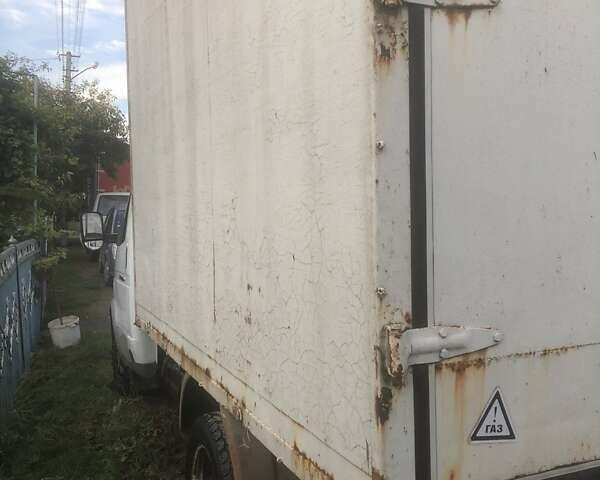 Белый ГАЗ 3302 ГАЗель, объемом двигателя 2.46 л и пробегом 100 тыс. км за 2500 $, фото 2 на Automoto.ua
