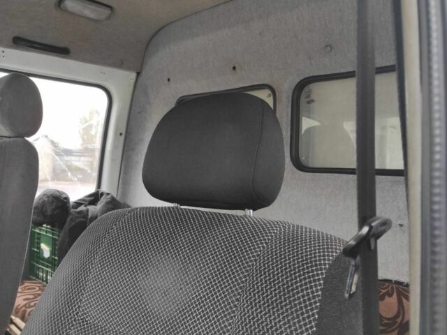 Белый ГАЗ 3302 ГАЗель, объемом двигателя 2.5 л и пробегом 200 тыс. км за 2900 $, фото 6 на Automoto.ua