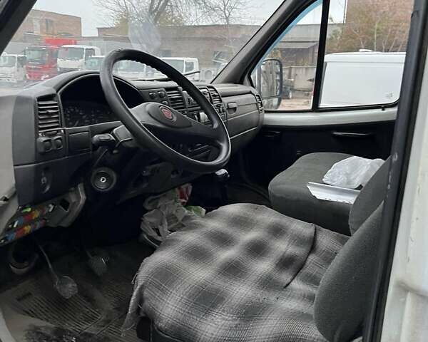 Белый ГАЗ 3302 ГАЗель, объемом двигателя 2.46 л и пробегом 100 тыс. км за 2000 $, фото 5 на Automoto.ua