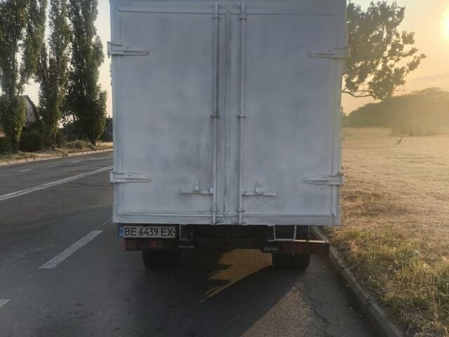 Белый ГАЗ 3302 ГАЗель, объемом двигателя 2.5 л и пробегом 330 тыс. км за 2800 $, фото 2 на Automoto.ua