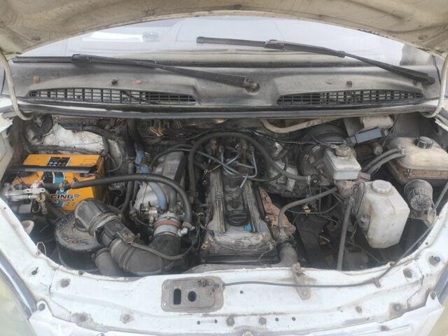 Белый ГАЗ 3302 ГАЗель, объемом двигателя 2.5 л и пробегом 330 тыс. км за 2800 $, фото 4 на Automoto.ua