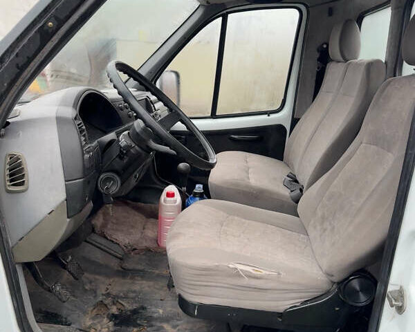 Білий ГАЗ 3302 ГАЗель, об'ємом двигуна 2.5 л та пробігом 376 тис. км за 4500 $, фото 6 на Automoto.ua