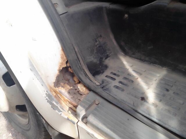 Белый ГАЗ 3302 ГАЗель, объемом двигателя 2.5 л и пробегом 300 тыс. км за 4000 $, фото 9 на Automoto.ua