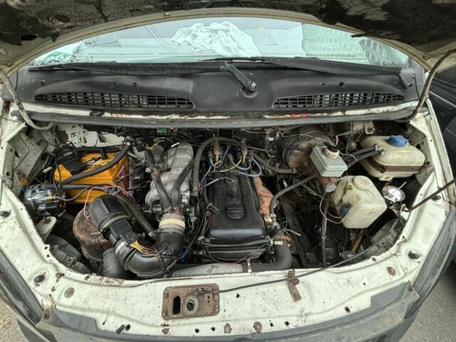 Белый ГАЗ 3302 ГАЗель, объемом двигателя 2.5 л и пробегом 383 тыс. км за 2448 $, фото 3 на Automoto.ua