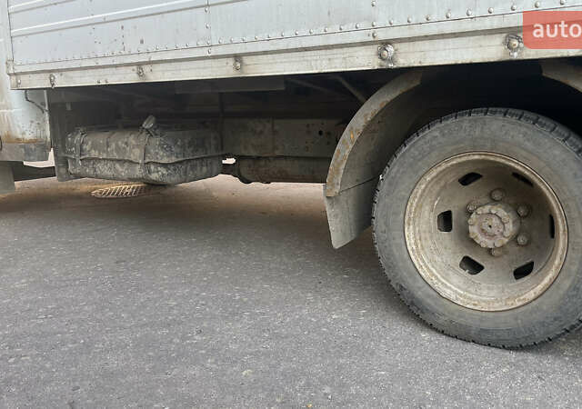 Белый ГАЗ 3302 ГАЗель, объемом двигателя 2.46 л и пробегом 196 тыс. км за 4200 $, фото 4 на Automoto.ua