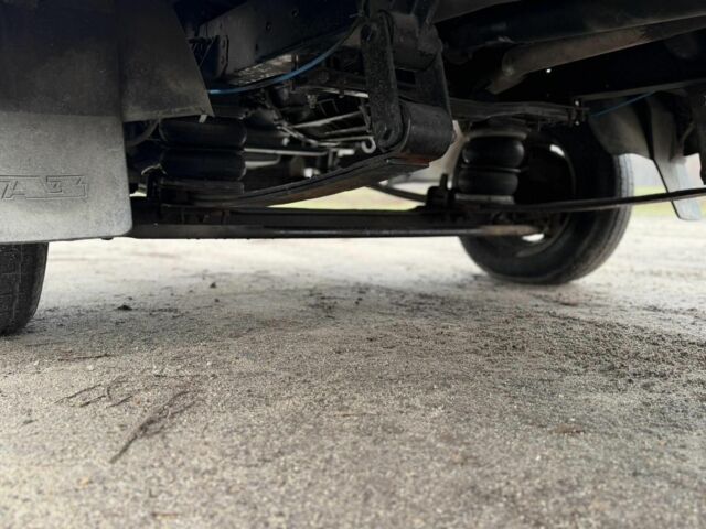 Белый ГАЗ 3302 ГАЗель, объемом двигателя 2.5 л и пробегом 230 тыс. км за 5500 $, фото 6 на Automoto.ua