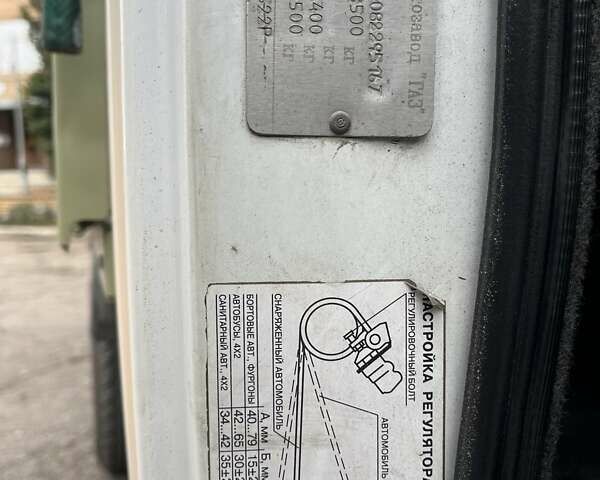 Белый ГАЗ 3302 ГАЗель, объемом двигателя 2.46 л и пробегом 142 тыс. км за 3113 $, фото 5 на Automoto.ua
