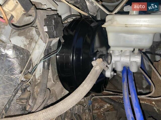 Білий ГАЗ 3302 ГАЗель, об'ємом двигуна 2.46 л та пробігом 330 тис. км за 3400 $, фото 6 на Automoto.ua