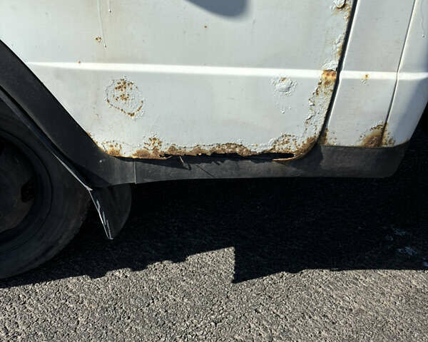 Белый ГАЗ 3302 ГАЗель, объемом двигателя 2.78 л и пробегом 350 тыс. км за 4900 $, фото 7 на Automoto.ua