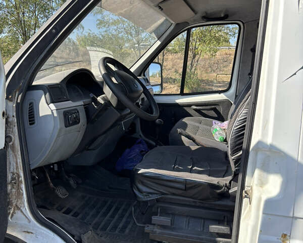 Белый ГАЗ 3302 ГАЗель, объемом двигателя 2.78 л и пробегом 350 тыс. км за 4900 $, фото 5 на Automoto.ua