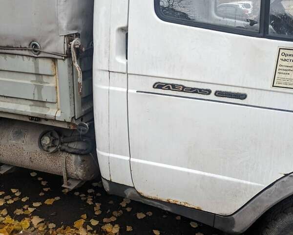 Белый ГАЗ 3302 ГАЗель, объемом двигателя 2.89 л и пробегом 200 тыс. км за 3700 $, фото 1 на Automoto.ua