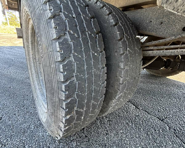 Белый ГАЗ 3302 ГАЗель, объемом двигателя 2.78 л и пробегом 350 тыс. км за 4900 $, фото 13 на Automoto.ua