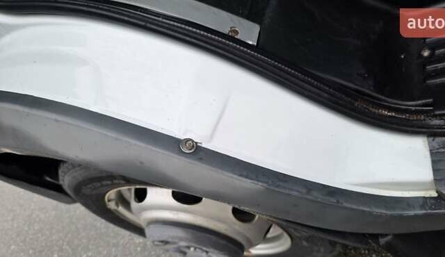 Белый ГАЗ 3302 ГАЗель, объемом двигателя 2.7 л и пробегом 99 тыс. км за 7700 $, фото 2 на Automoto.ua