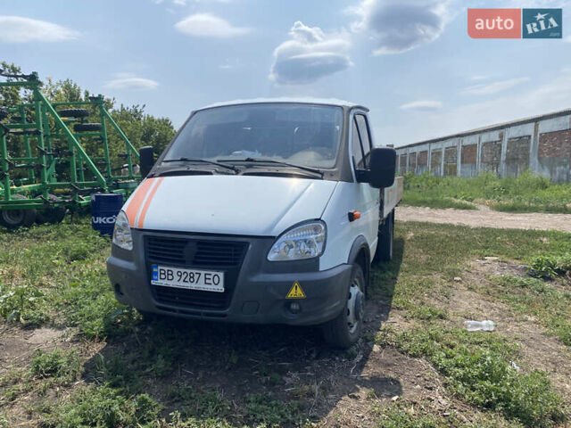 Белый ГАЗ 3302 ГАЗель, объемом двигателя 2.69 л и пробегом 96 тыс. км за 9000 $, фото 7 на Automoto.ua
