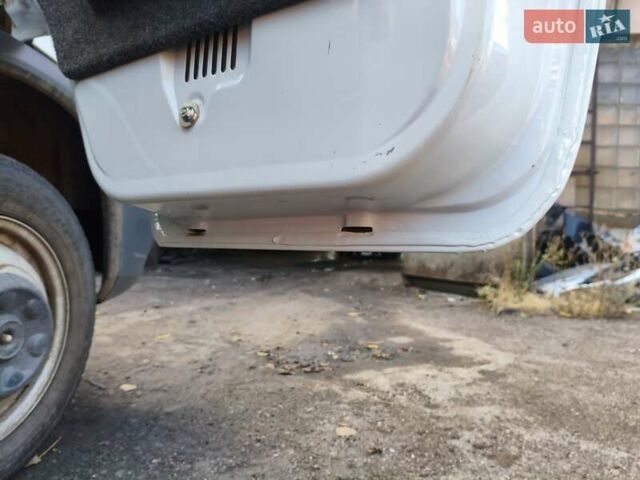Белый ГАЗ 3302 ГАЗель, объемом двигателя 2.7 л и пробегом 13 тыс. км за 12999 $, фото 12 на Automoto.ua