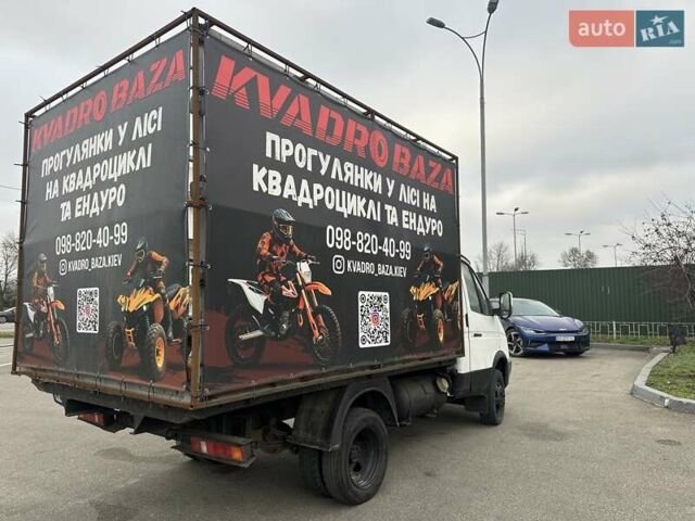 Белый ГАЗ 3302 ГАЗель, объемом двигателя 2.46 л и пробегом 300 тыс. км за 1850 $, фото 1 на Automoto.ua