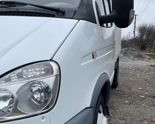 Белый ГАЗ 3302 ГАЗель, объемом двигателя 2.9 л и пробегом 75 тыс. км за 4700 $, фото 11 на Automoto.ua