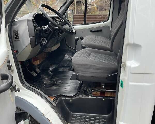 Белый ГАЗ 3302 ГАЗель, объемом двигателя 2.9 л и пробегом 75 тыс. км за 4700 $, фото 6 на Automoto.ua