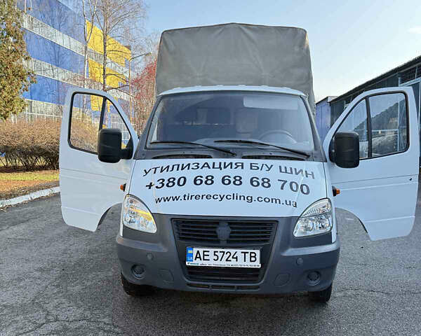 Білий ГАЗ 3302 ГАЗель, об'ємом двигуна 2.69 л та пробігом 40 тис. км за 12300 $, фото 4 на Automoto.ua