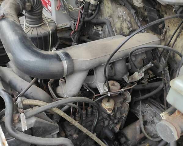 ГАЗ 3302 ГАЗель 2003 в Киеве на Automoto.ua Белый ГАЗ 3302 ГАЗель, объемом двигателя 2.9 л и пробегом 300 тыс. км за 3500 $, фото 9 на Automoto.ua