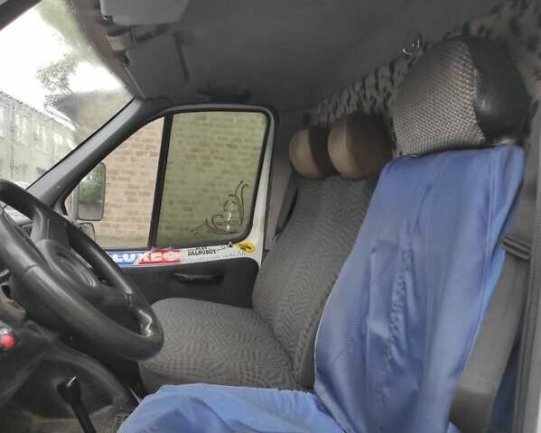 ГАЗ 3302 ГАЗель 2003 в Киеве на Automoto.ua Белый ГАЗ 3302 ГАЗель, объемом двигателя 2.9 л и пробегом 300 тыс. км за 3500 $, фото 4 на Automoto.ua