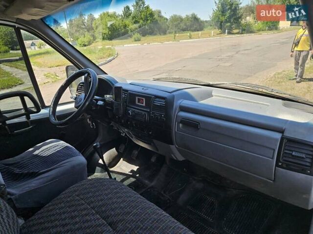Белый ГАЗ 3302 ГАЗель, объемом двигателя 2.3 л и пробегом 182 тыс. км за 2000 $, фото 5 на Automoto.ua