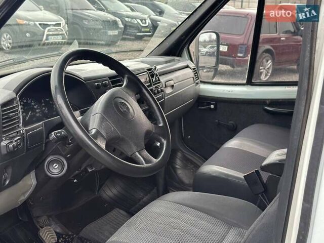 Белый ГАЗ 3302 ГАЗель, объемом двигателя 2.29 л и пробегом 300 тыс. км за 2499 $, фото 5 на Automoto.ua