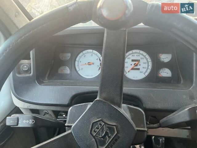 ГАЗ 3302 ГАЗель 2006 у Магалиновке на Automoto.ua Білий ГАЗ 3302 ГАЗель, об'ємом двигуна 2.3 л та пробігом 200 тис. км за 2850 $, фото 6 на Automoto.ua