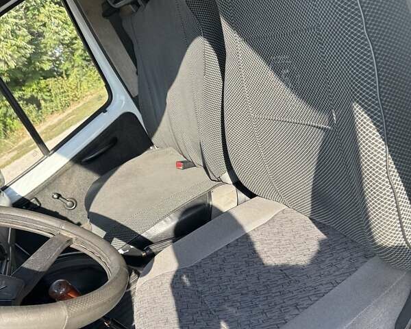 Білий ГАЗ 3302 ГАЗель, об'ємом двигуна 2.5 л та пробігом 184 тис. км за 4300 $, фото 18 на Automoto.ua