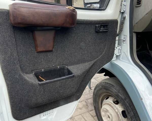 Білий ГАЗ 3302 ГАЗель, об'ємом двигуна 2.46 л та пробігом 139 тис. км за 3950 $, фото 24 на Automoto.ua