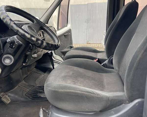 Білий ГАЗ 3302 ГАЗель, об'ємом двигуна 2.46 л та пробігом 139 тис. км за 3950 $, фото 19 на Automoto.ua