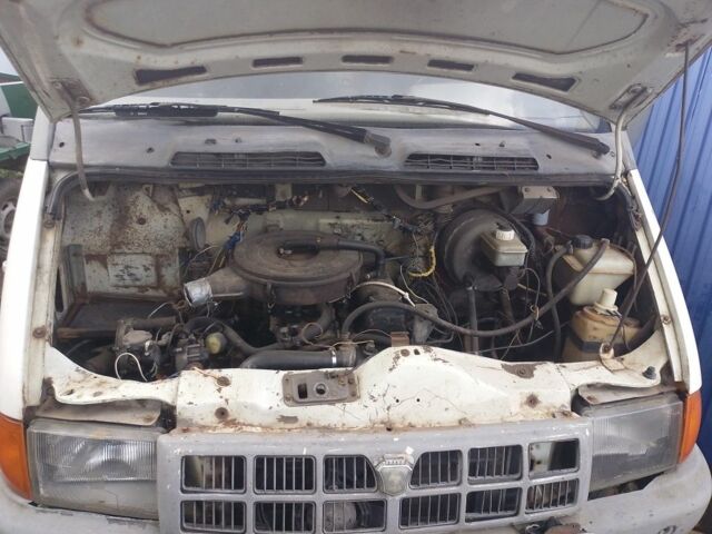 Белый ГАЗ 3302 ГАЗель, объемом двигателя 2.4 л и пробегом 340 тыс. км за 1194 $, фото 2 на Automoto.ua