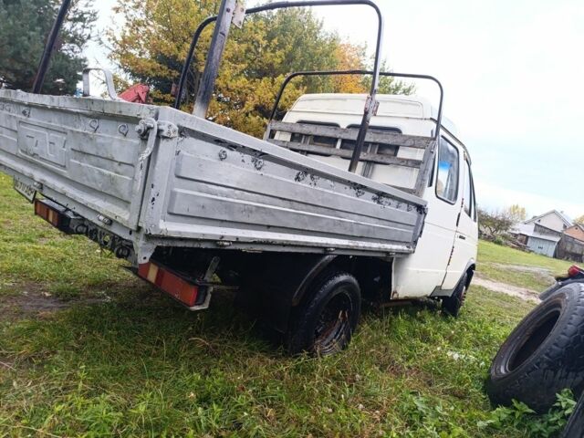 Белый ГАЗ 3302 ГАЗель, объемом двигателя 2.3 л и пробегом 739 тыс. км за 1000 $, фото 5 на Automoto.ua