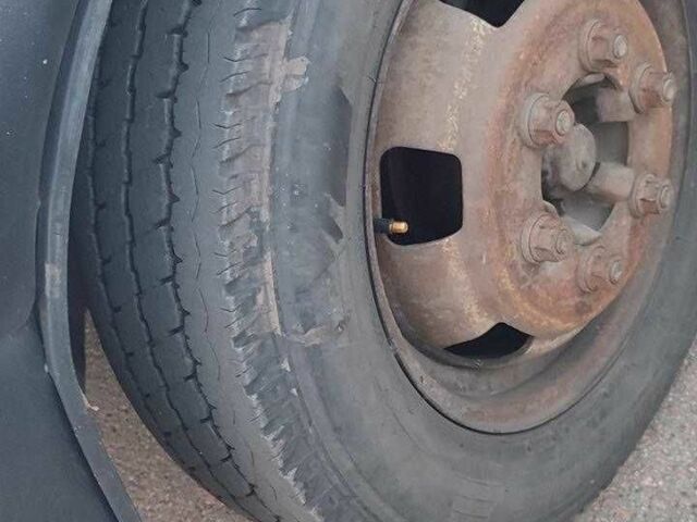 Белый ГАЗ 3302 ГАЗель, объемом двигателя 3 л и пробегом 391 тыс. км за 2000 $, фото 7 на Automoto.ua