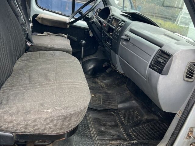 Белый ГАЗ 3302 ГАЗель, объемом двигателя 2 л и пробегом 250 тыс. км за 1900 $, фото 2 на Automoto.ua